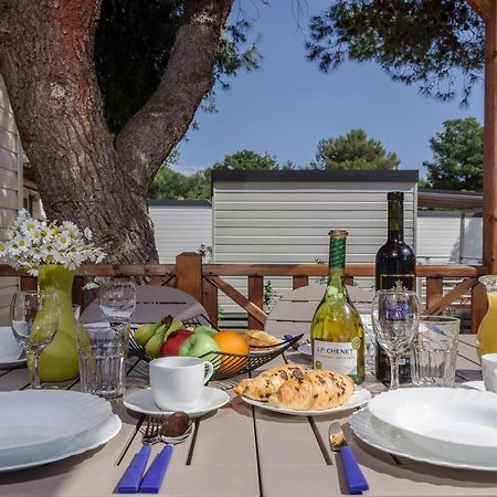 Salve Croatia Mobile Homes In Zaton Holiday Resort Екстериор снимка
